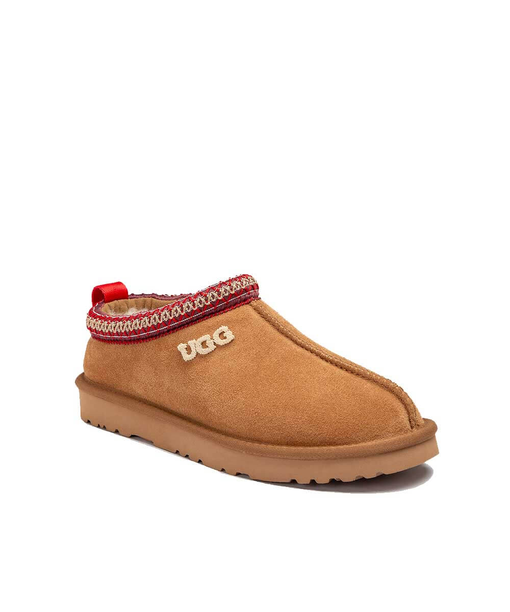 0002_UGG_Tassy_Logo_Moccasin_C
