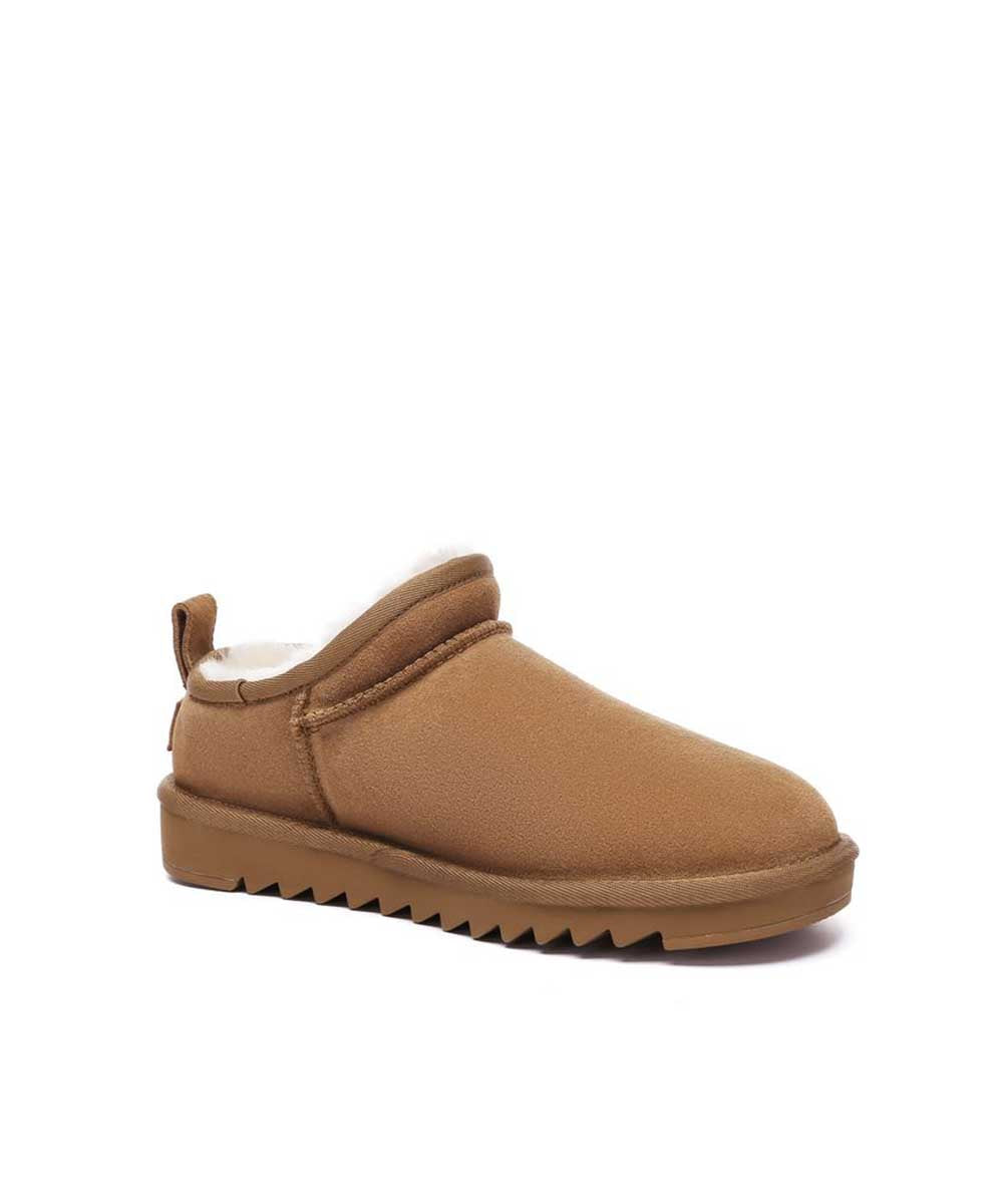 0003_UGG_nano_classic_chestnut