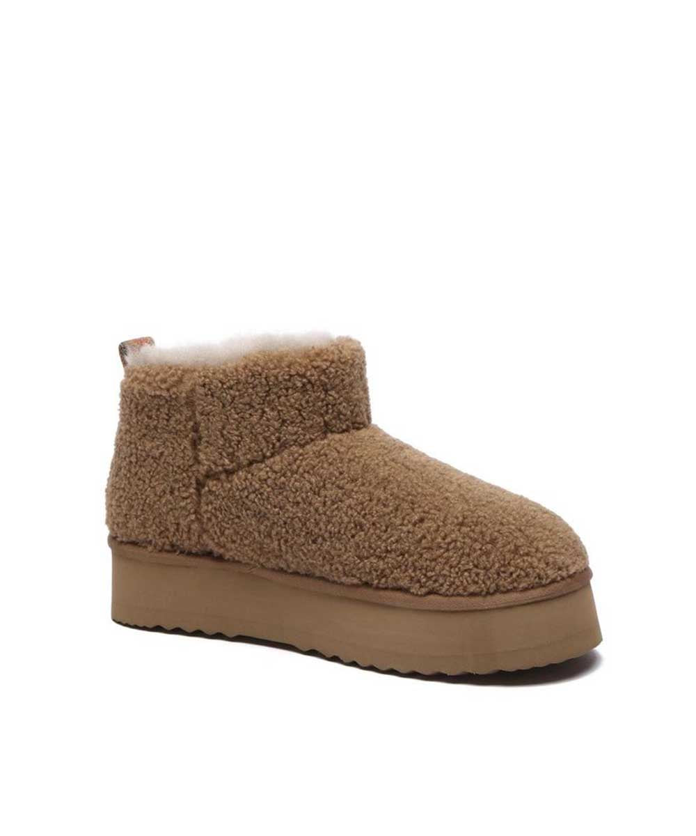 Women's Ultra Platform Curly Boots